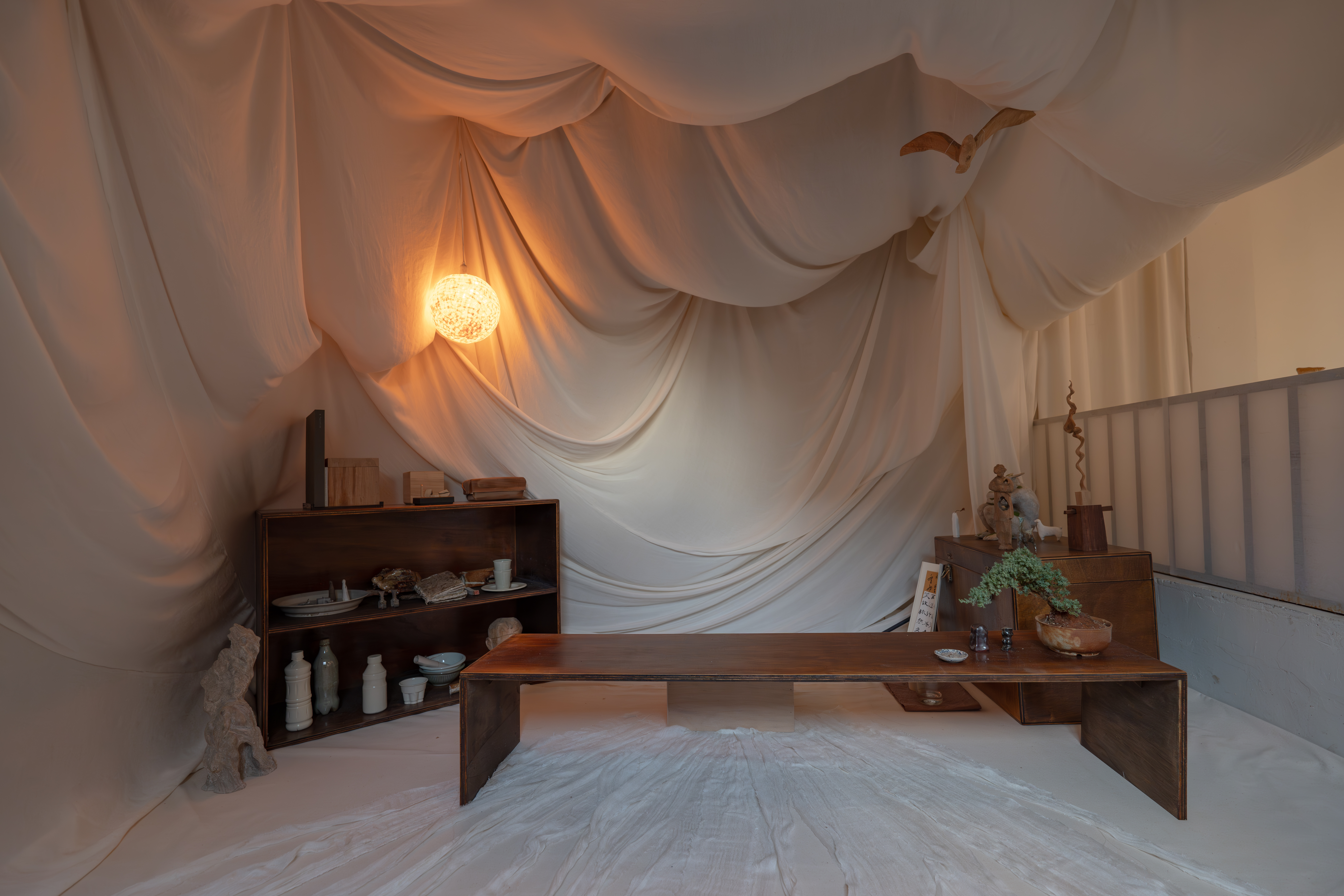 一個象徵式的輕觸 03